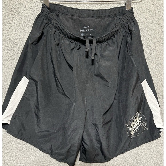 Nike Dri-FIT Stay Lost Running Shorts Black White Mens L Mesh Pockets Athletic - Picture 5 of 9